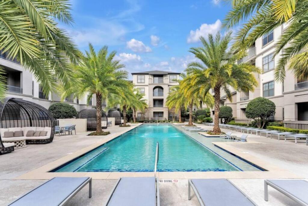 Your Warm Spacious Unit With Pool - Medical Center Houston Exterior photo